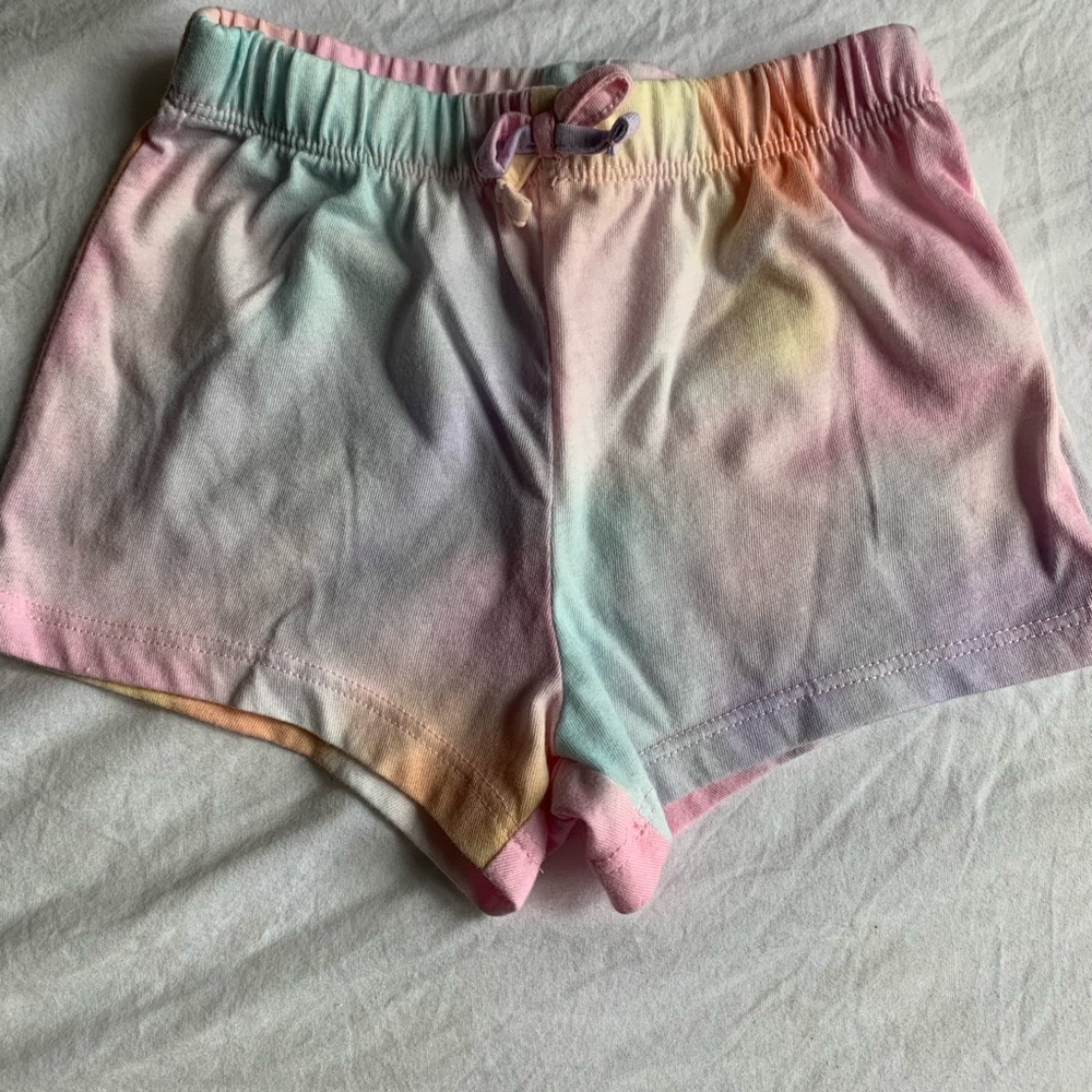 Soft tie-dye shorts for girls 🌱🦚🌱